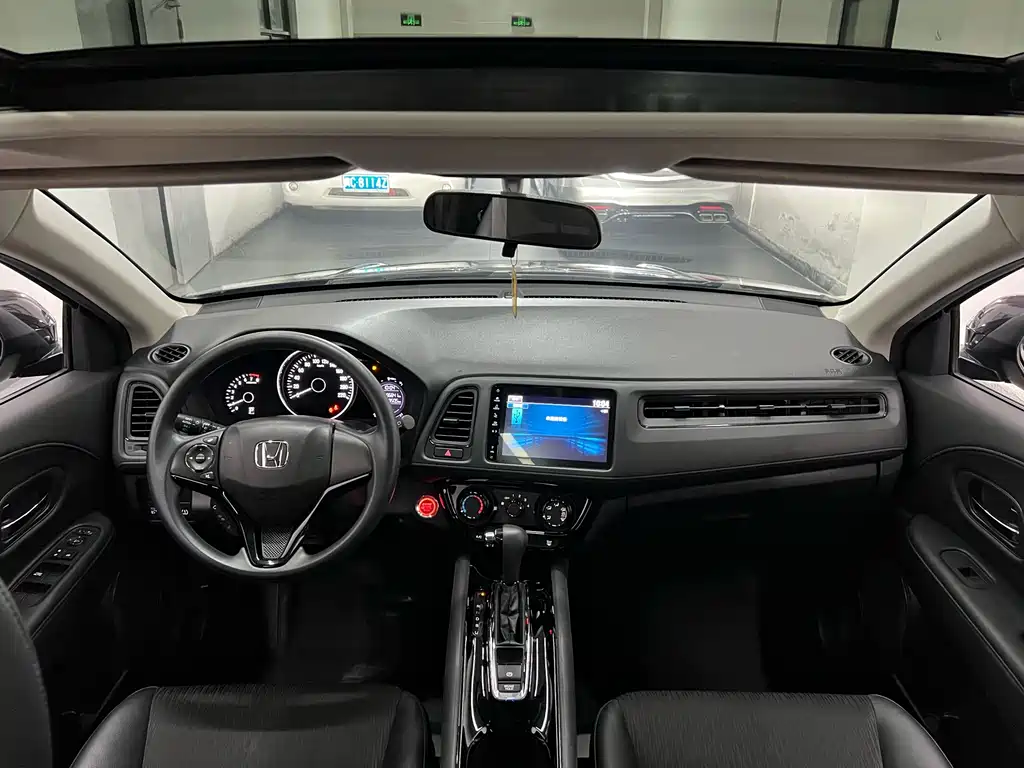 Honda Vezel 2020 — фото 8