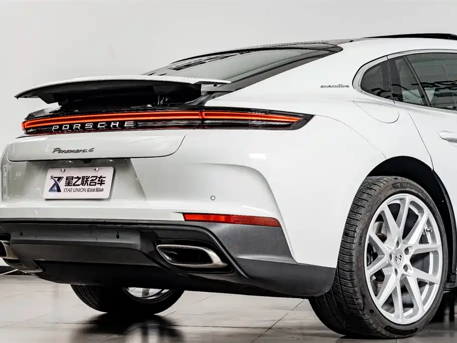 Porsche Panamera 2025 — фото 8