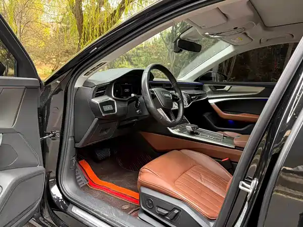 Audi A6L 2020