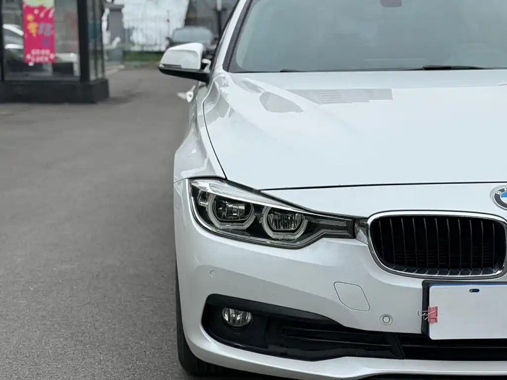 BMW 3 Series 2016