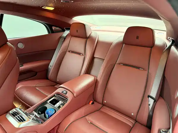 Rolls-Royce Phantom 2016
