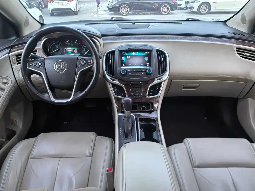 Buick LaCrosse 2015 — фото 10