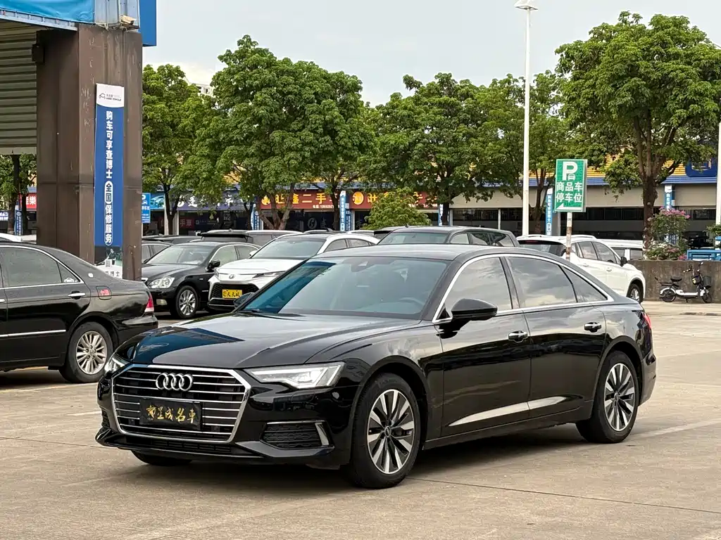 Audi A6L 2022