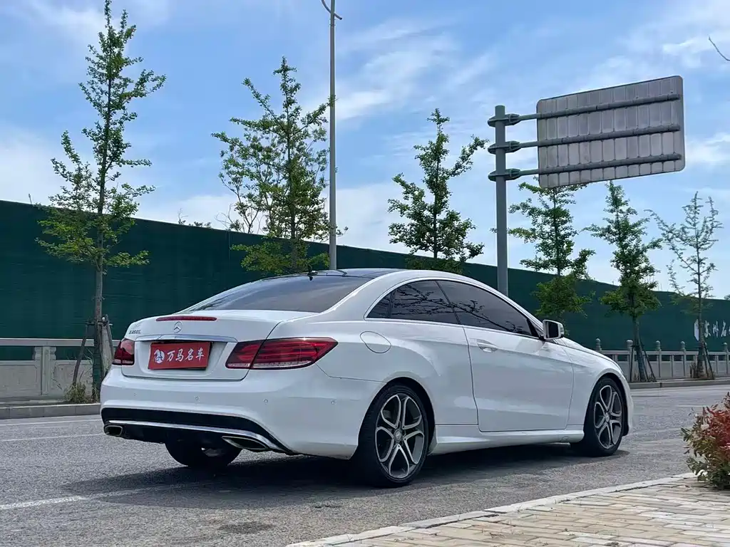 Mercedes-Benz E-Class 2015 — фото 8