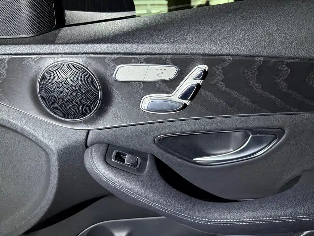 Mercedes-Benz C-Class 2020 — фото 10