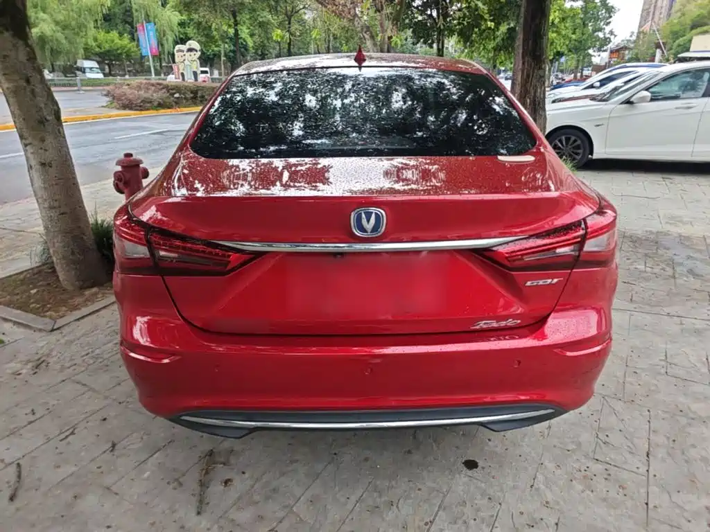 Changan Eado 2018 — фото 6