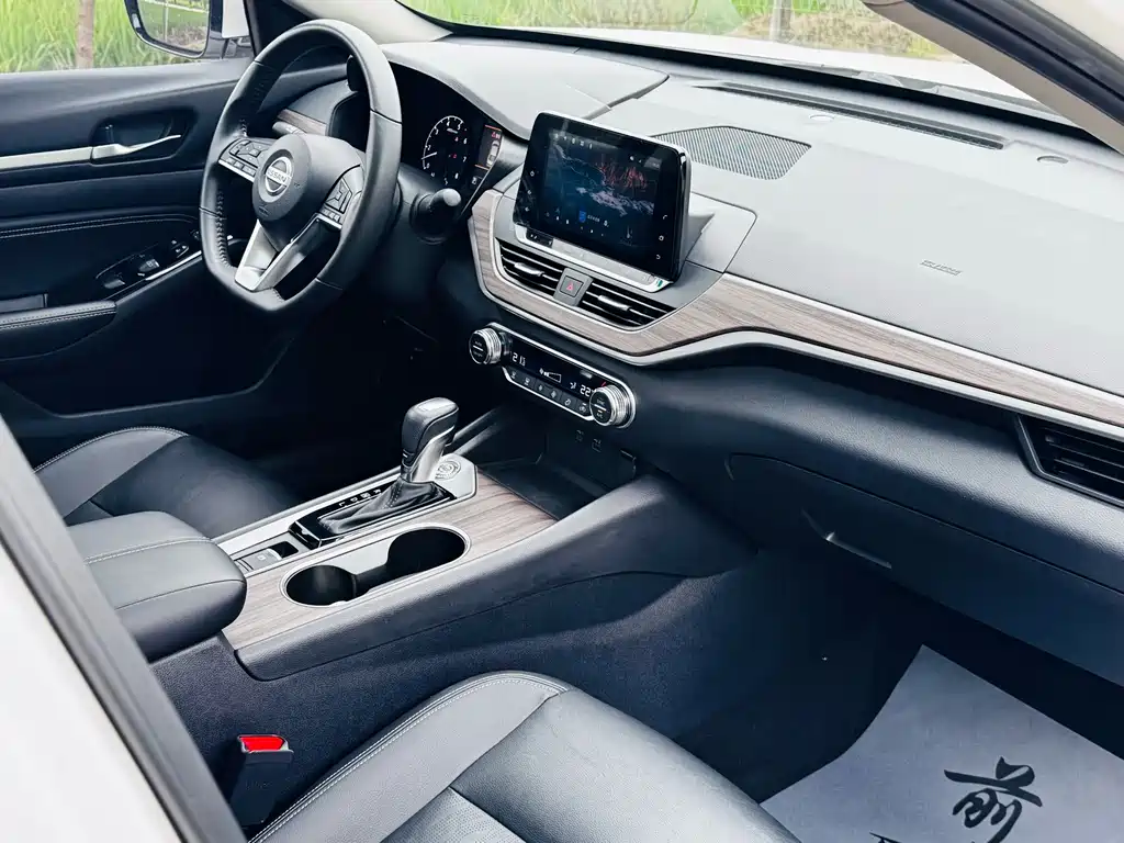 Nissan Teana 2022 — фото 11