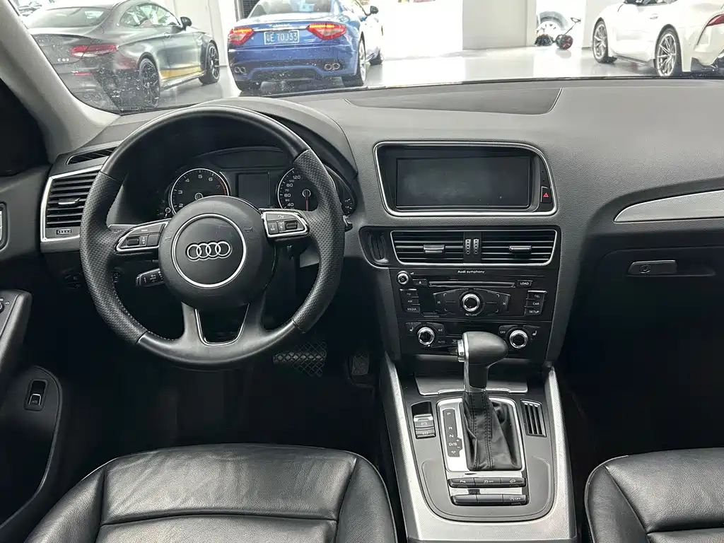 Audi Q5 2015 — фото 12