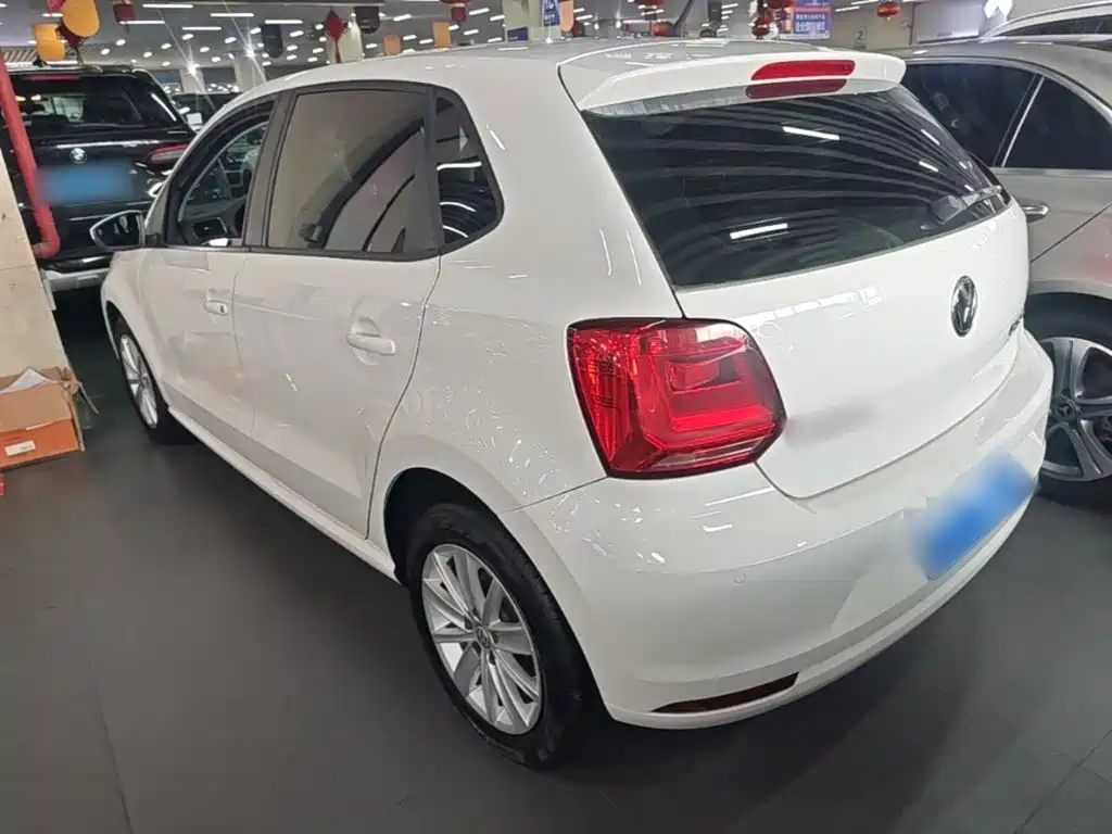 Volkswagen Polo 2015