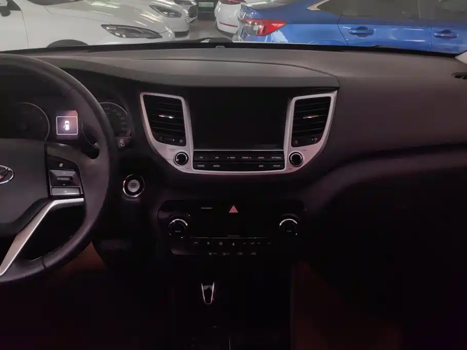 Hyundai Tucson 2016 — фото 13