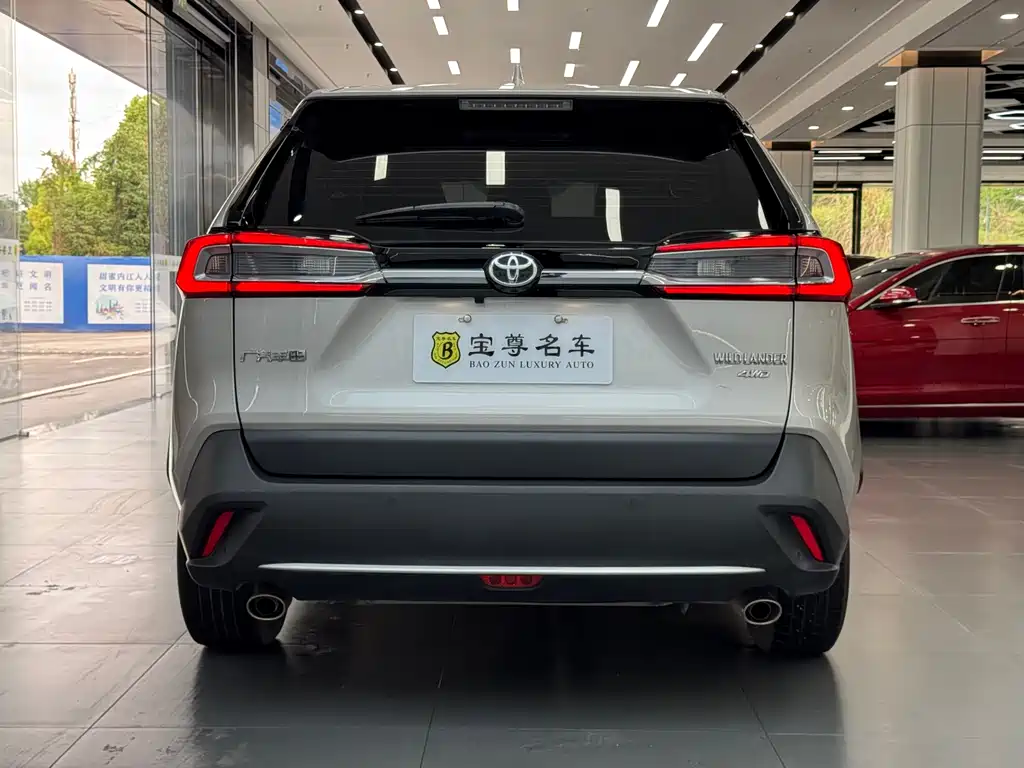 Toyota Wildlander 2022 — фото 4