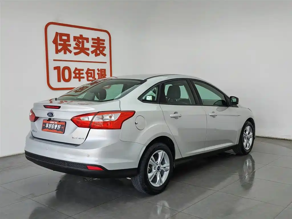 Ford Focus 2013 — фото 2