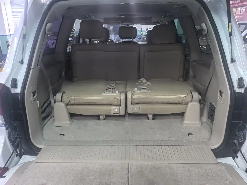 Toyota Land Cruiser 2016 — фото 12