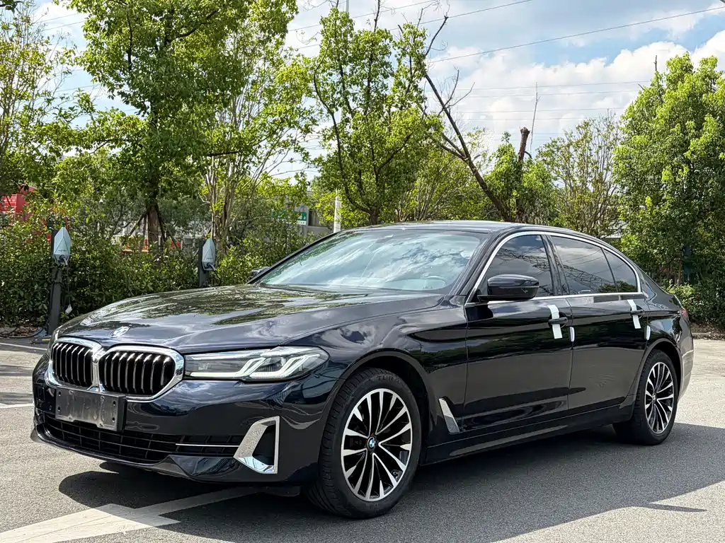 BMW 5 Series 2022