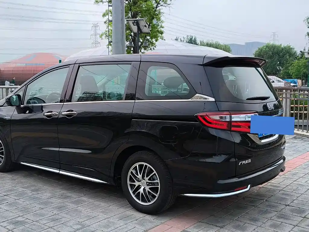 Honda Odyssey 2021 — фото 10
