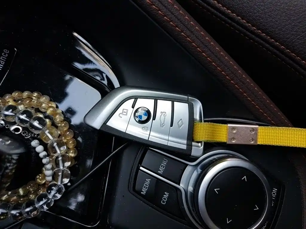 BMW X2 2022 — фото 9