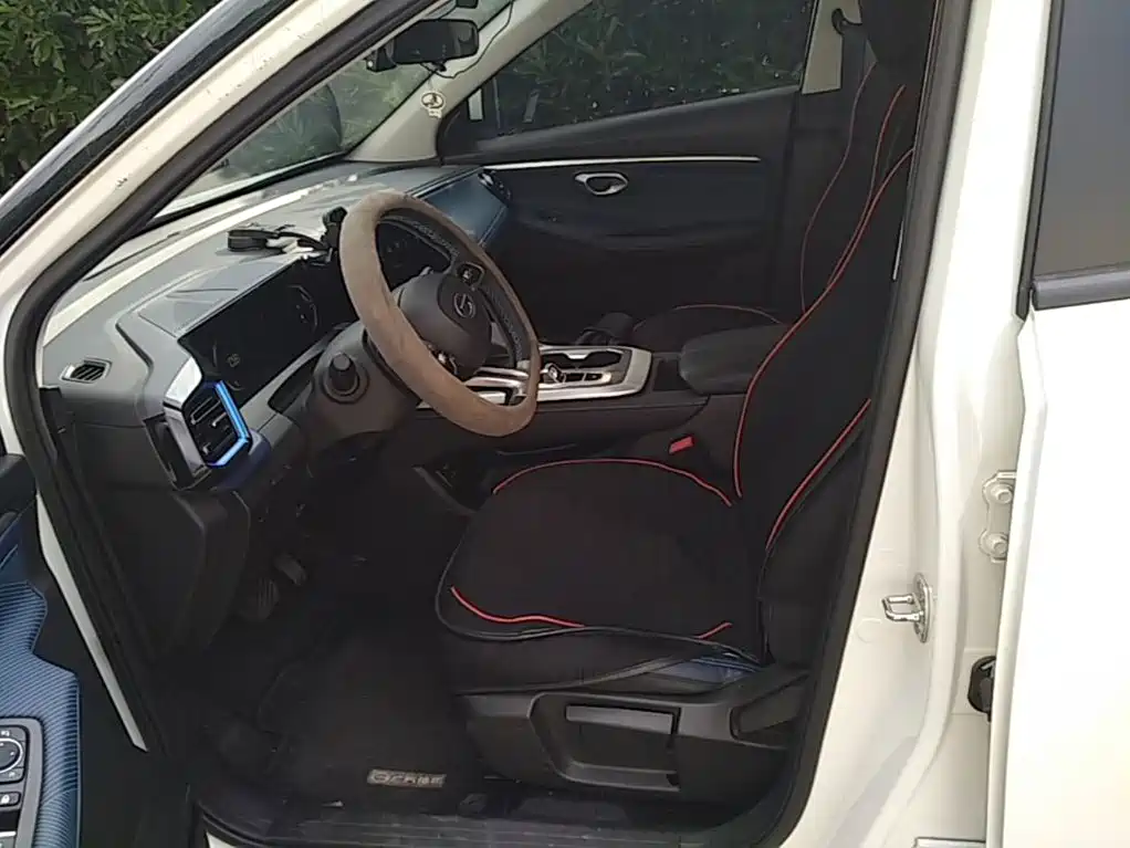 GAC Trumpchi GS3 2025 — фото 15