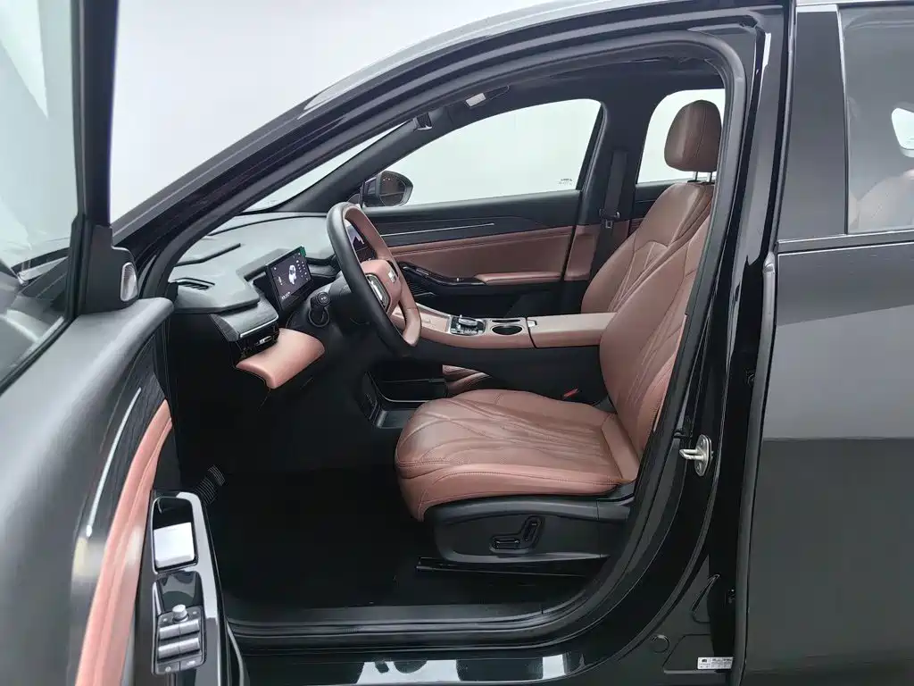 Geely Galaxy L6 2025 — фото 10
