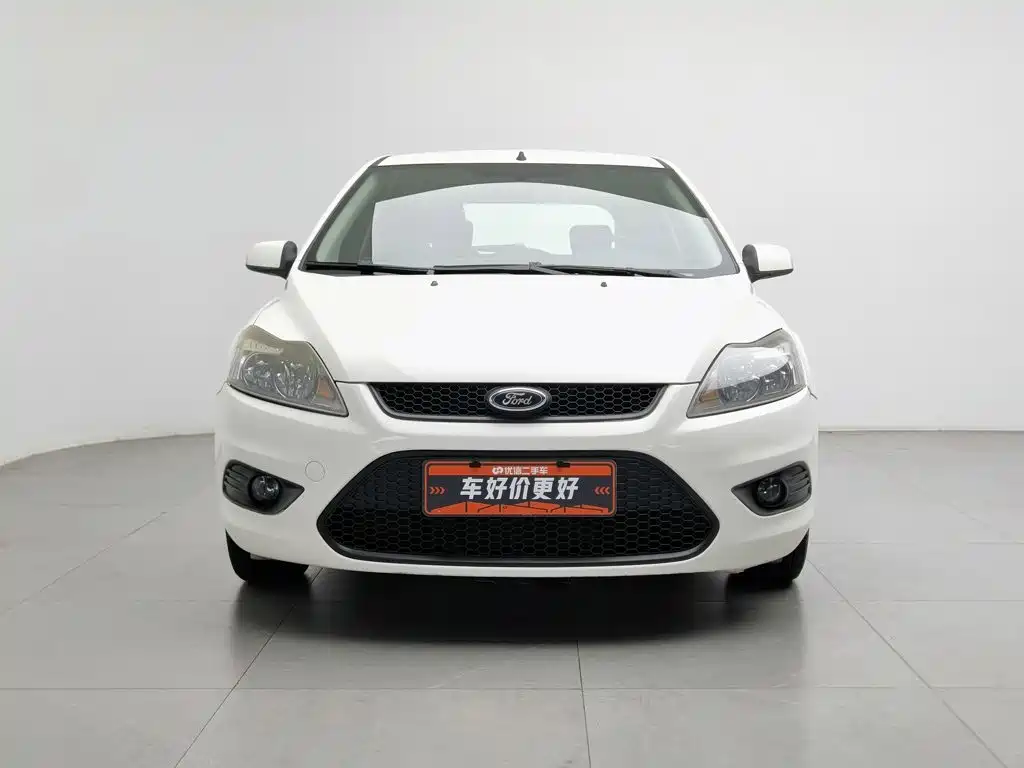 Ford Focus 2015 — фото 3