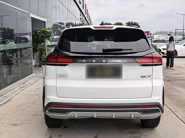 Geely Boyue 2022