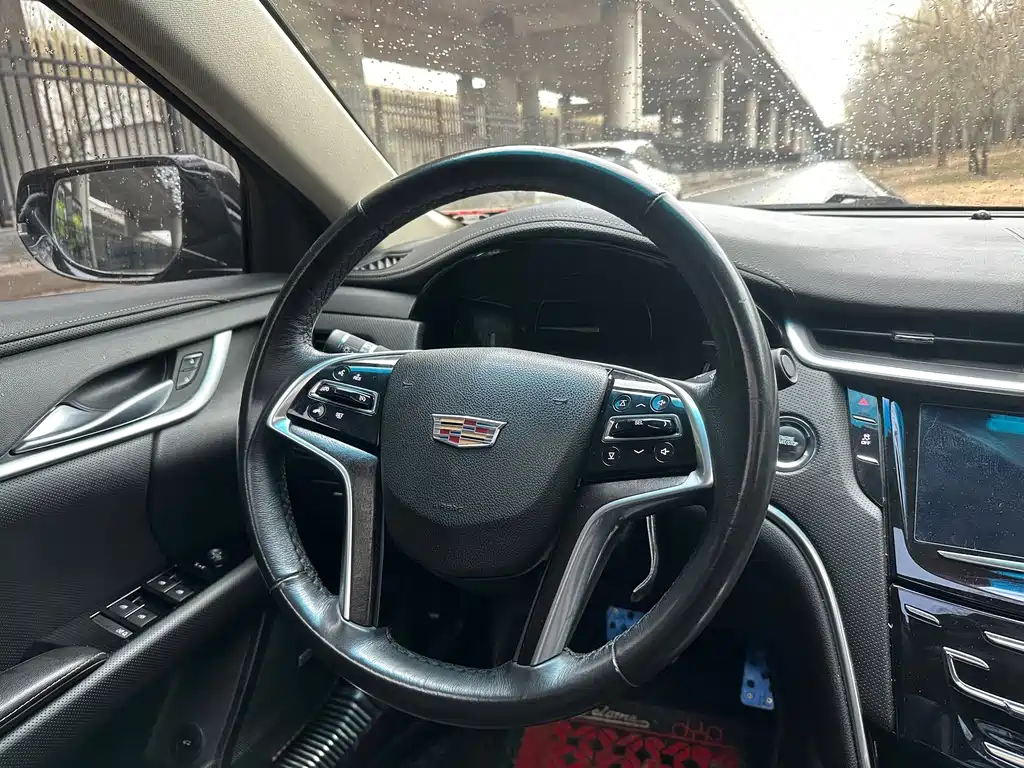 Cadillac XTS 2019 — фото 14