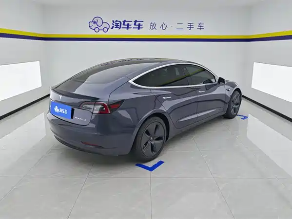 Tesla Model 3 2019