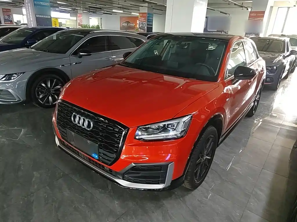 Audi Q2L 2020 — фото 2