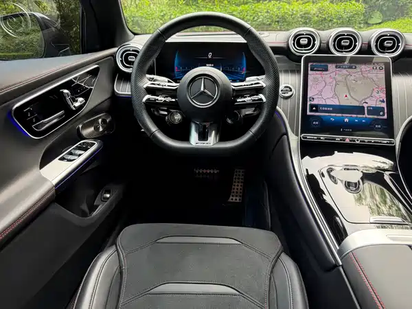 Mercedes-Benz GLC AMG 2025
