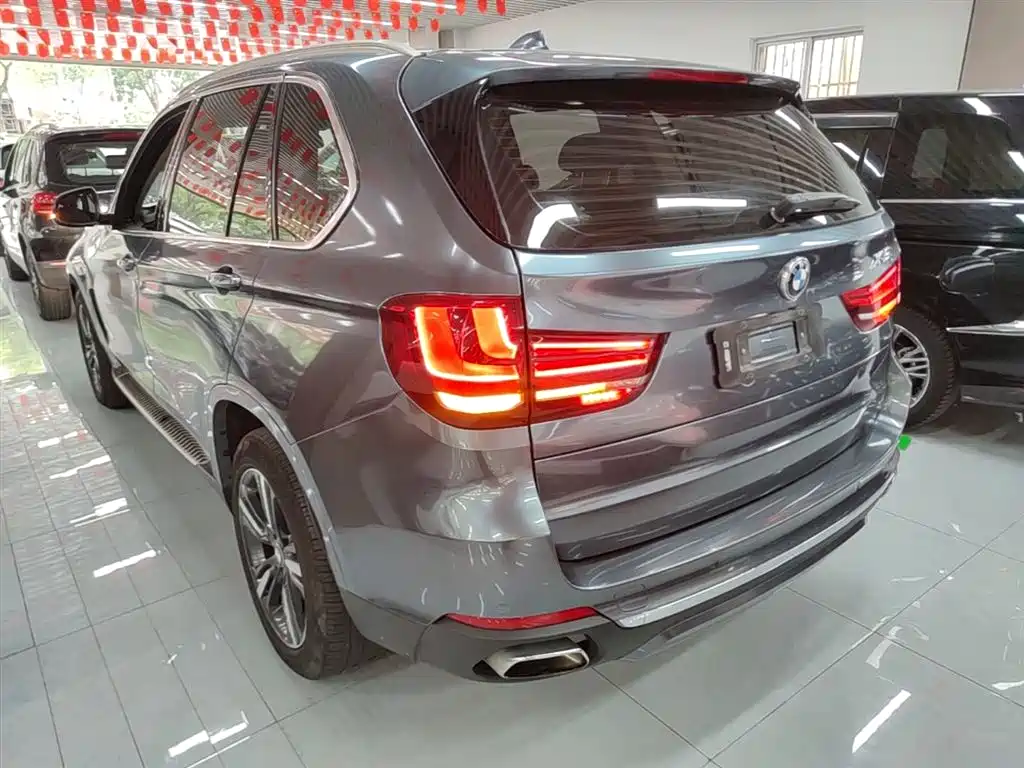 BMW X5 2018 — фото 5