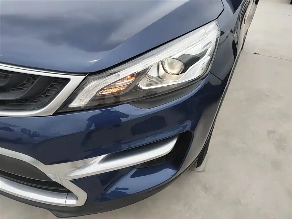 Geely Emgrand GS 2018 — фото 24