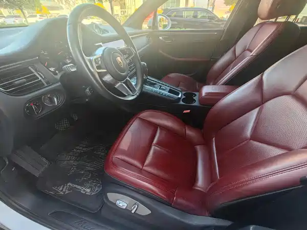 Porsche Macan 2023