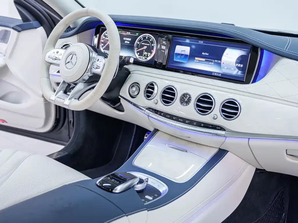 Mercedes-Benz S-Class AMG 2015 — фото 18