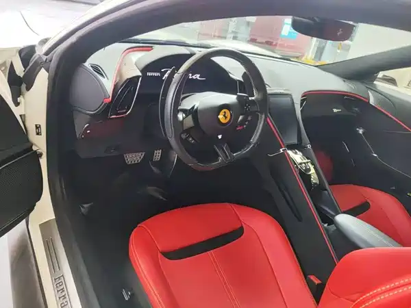 Ferrari Roma 2021