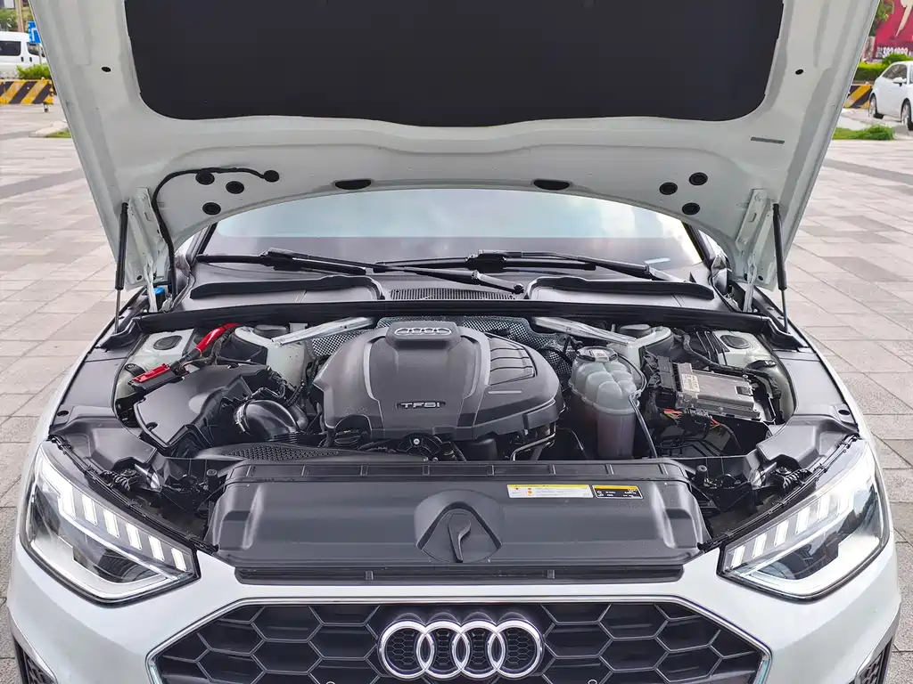 Audi A4L 2020 — фото 22
