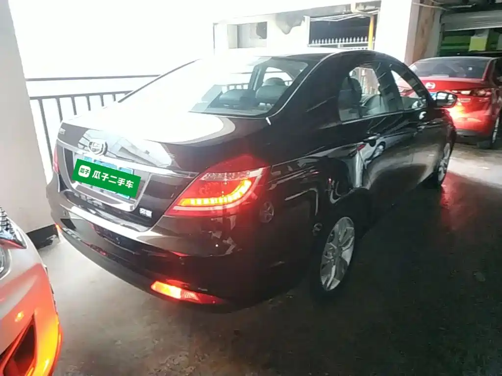 Geely Emgrand 2015