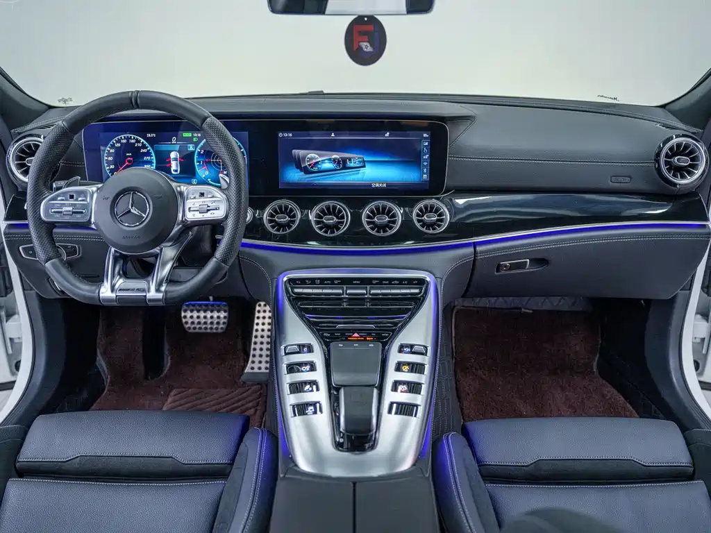 Mercedes-Benz AMG GT 2020 — фото 14