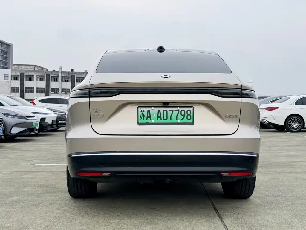 NIO EC7 2023