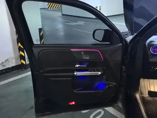 Mercedes-Benz GLB 2022