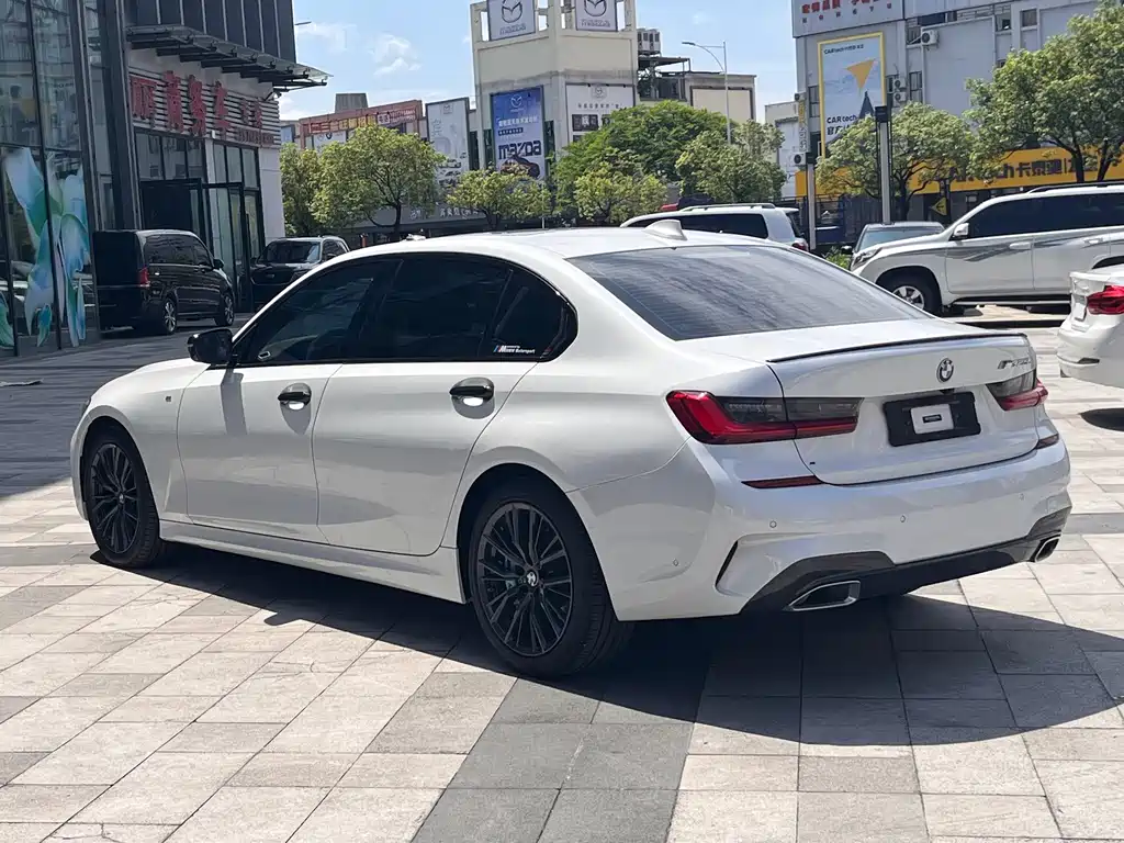 BMW 3 Series 2021