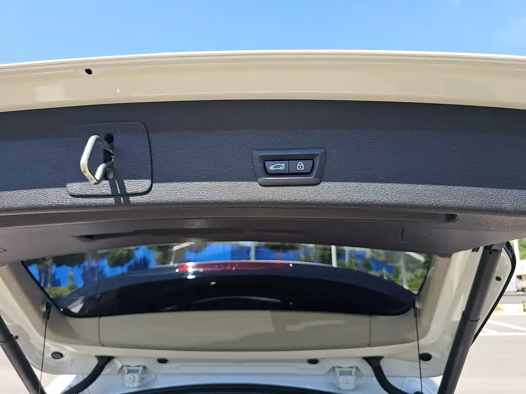 BMW X1 2022 — фото 9