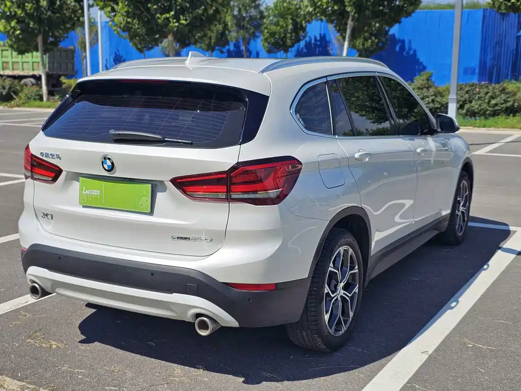 BMW X1 2022 — фото 15
