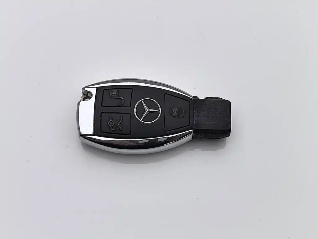 Mercedes-Benz E-Class 2015 — фото 19