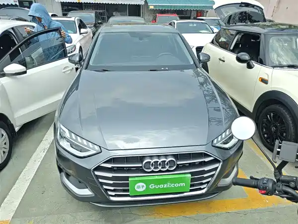 Audi A4L 2020
