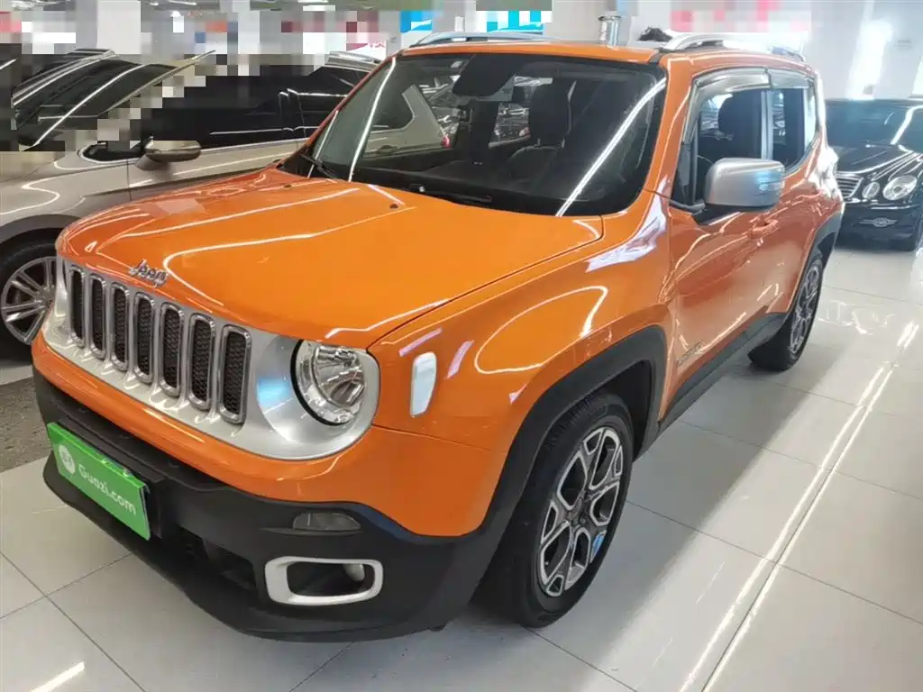 Jeep Renegade 2017 — фото 1