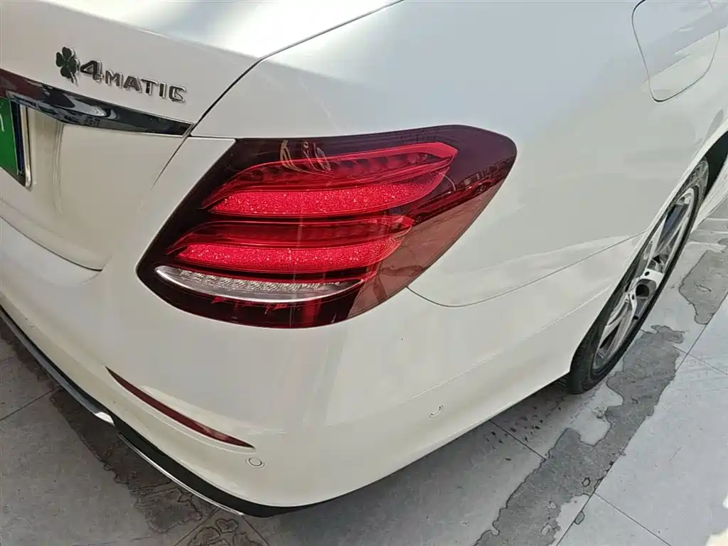 Mercedes-Benz E-Class 2017 — фото 8