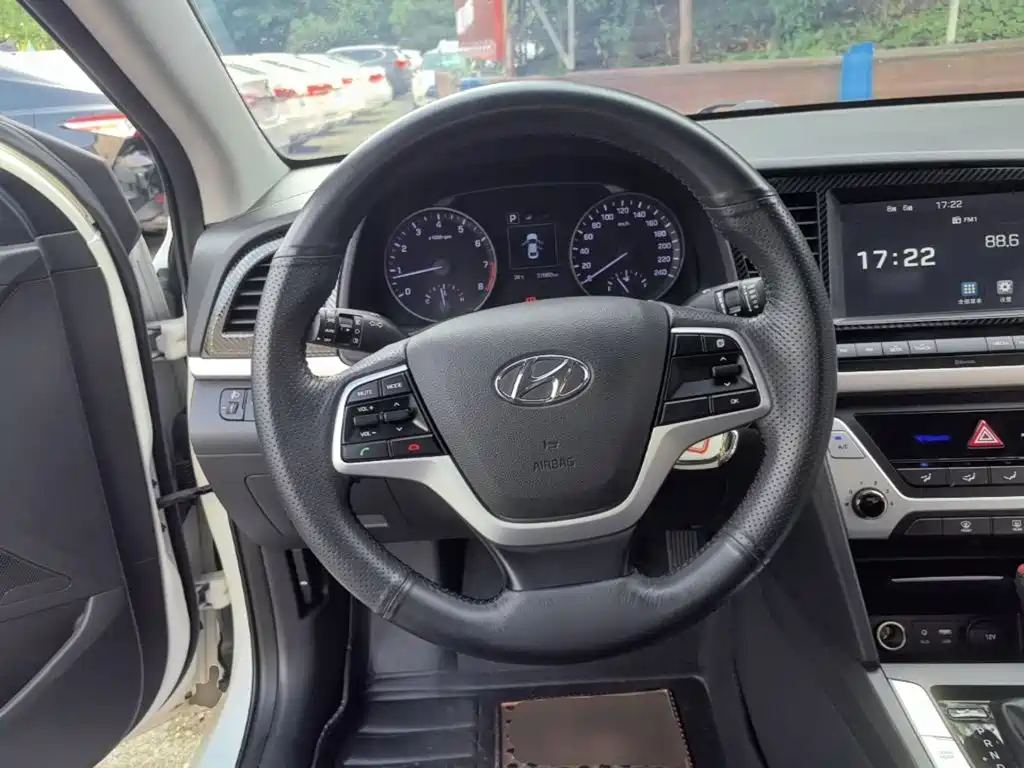 Hyundai Celesta 2017 — фото 11