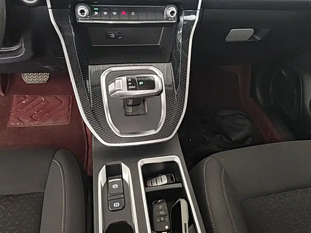 Haval M6 2023 — фото 14
