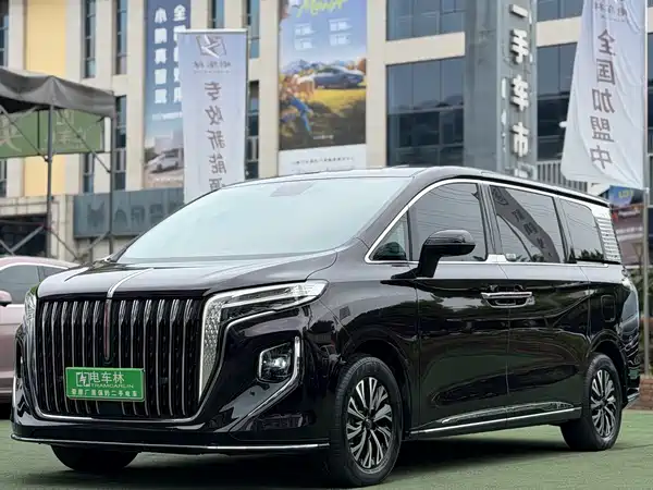 Hongqi HQ9 PHEV 2024