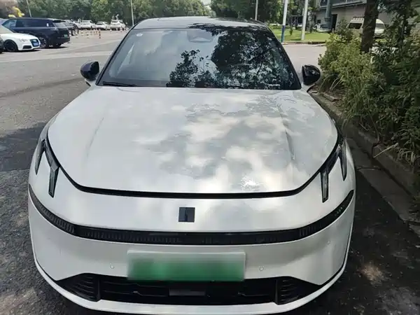 Lynk & Co 07 EM-P 2025