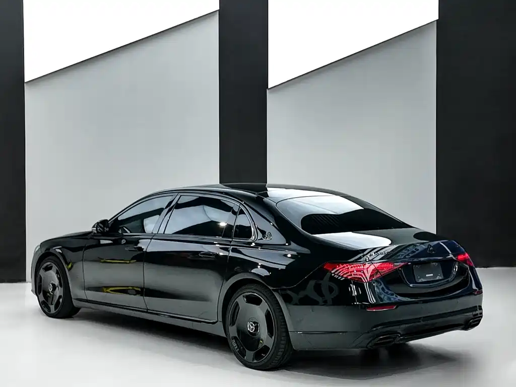 Mercedes-Benz Maybach S-Class 2023